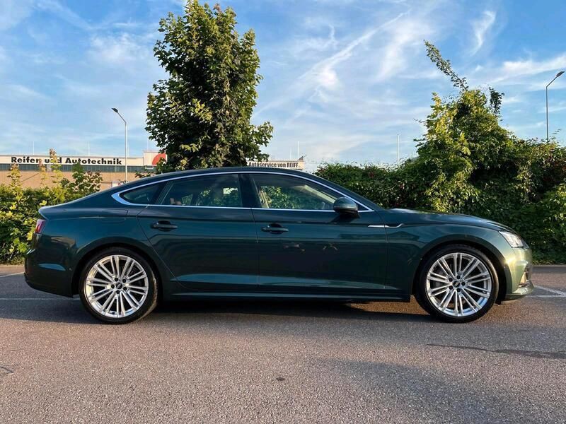 Grün Gebraucht 2018 Audi A5 Coupé | 23.000 € (Etwas zu teuer) - Bild 1/4