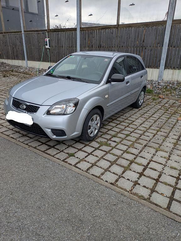 Gebraucht Kia Rio Base 97 PS (71 kW) 2011 Grau Limousine