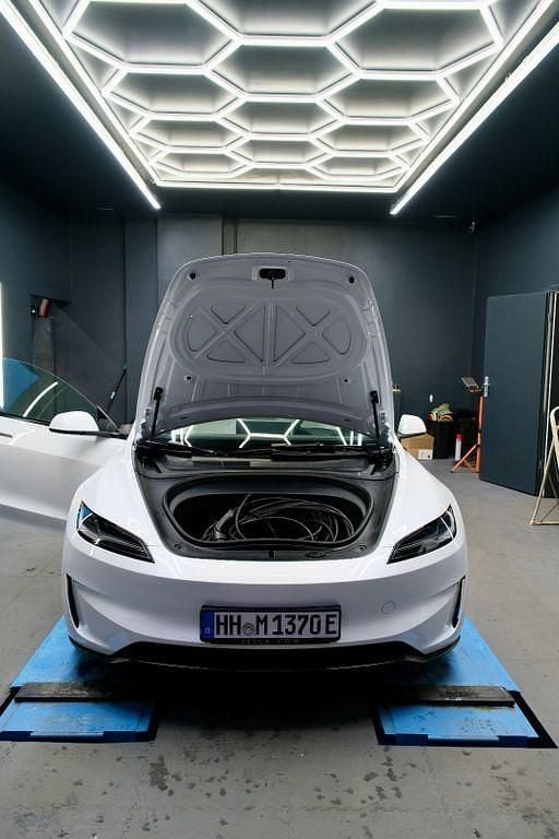 Gebraucht Tesla Model 3 Performance 338 kW (460 PS) 2024 Weiß Limousine