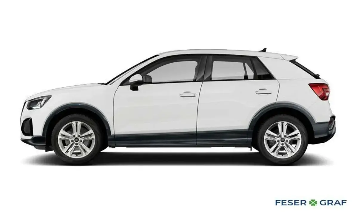 Gebraucht Audi Q2 Ambiente 150 PS (110 kW) 2024 Arkonaweiß SUV
