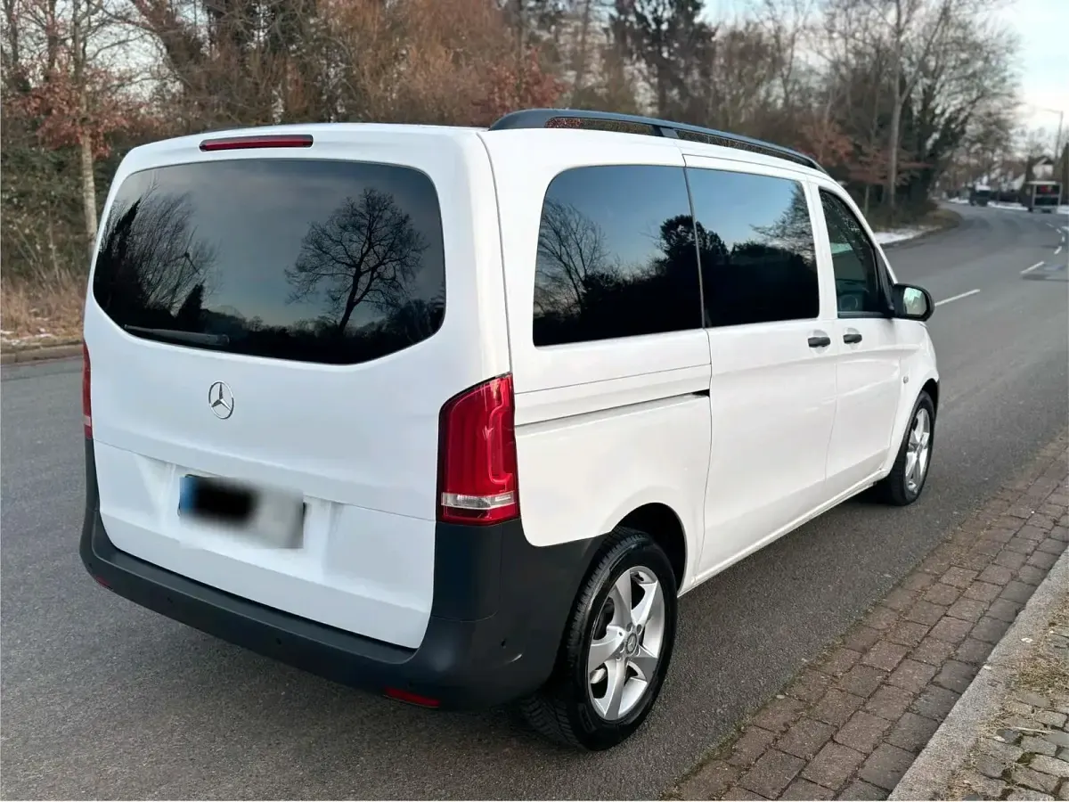 Gebraucht Mercedes Vito 190 PS (139 kW) 2016 Weiß Van