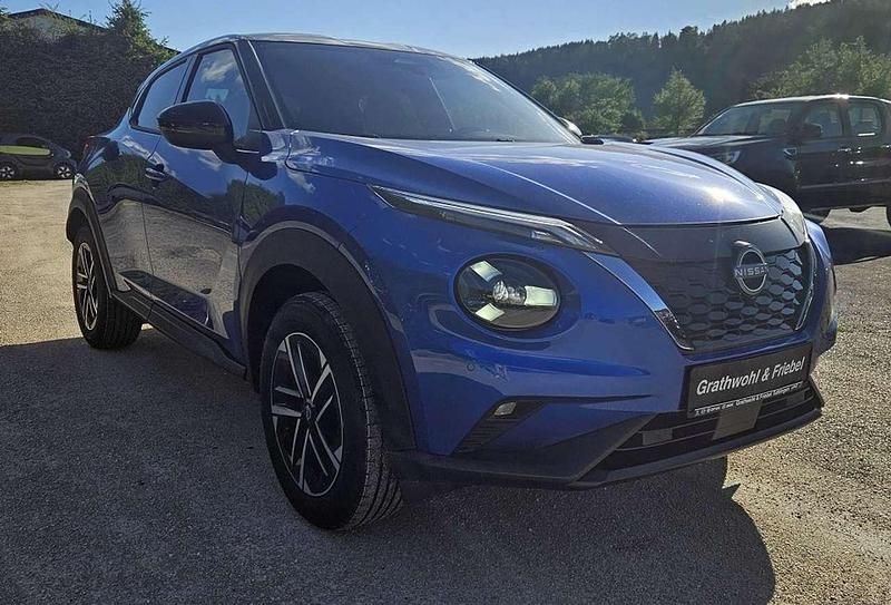 Neu Nissan Juke N-Connecta 143 PS (105 kW) 2025 Blau SUV