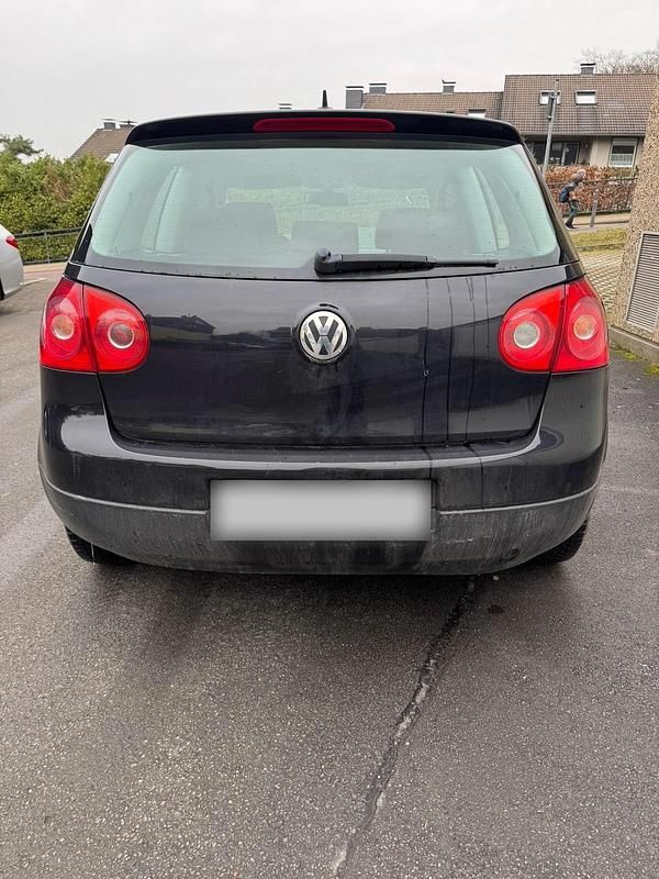 Gebraucht VW Golf V 102 PS (75 kW) 2005 Schwarz Kleinwagen