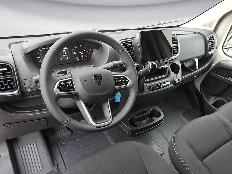 Neu Peugeot Boxer 140 PS (102 kW) 2025 Weiß Van