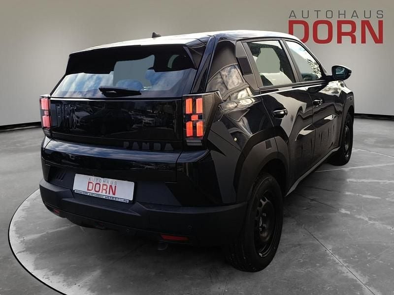 Neu Fiat Grande Panda Icon 110 PS (80 kW) 2025 Schwarz Kleinwagen