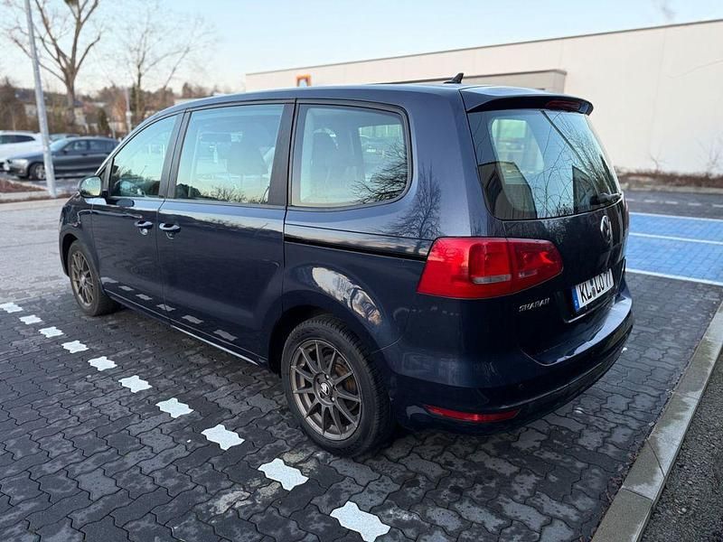 Gebraucht VW Sharan Trendline 140 PS (102 kW) 2010 Blau Van / Kleinbus