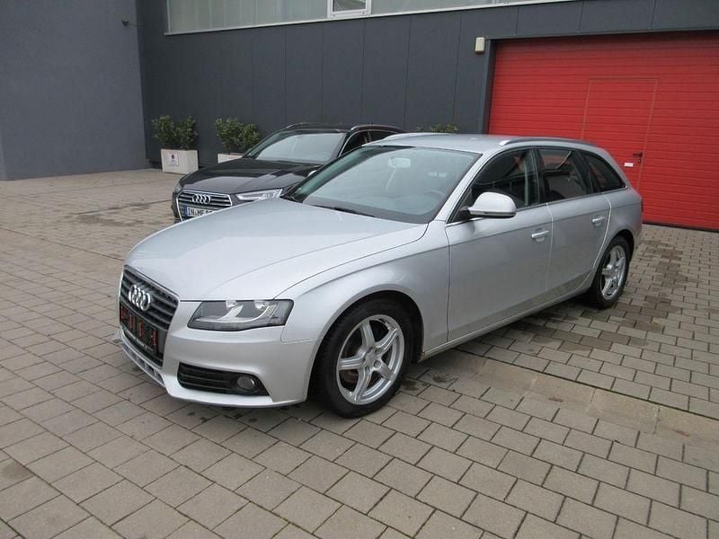 Silber Gebraucht 2008 Audi A4 Ambition Kombi | 3.499 € (Superpreis) - Bild 1/4