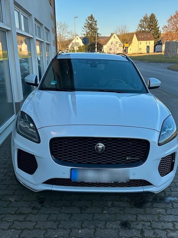 Weiß Gebraucht 2021 Jaguar E-Pace SUV | 25.500 € - Bild 1/4