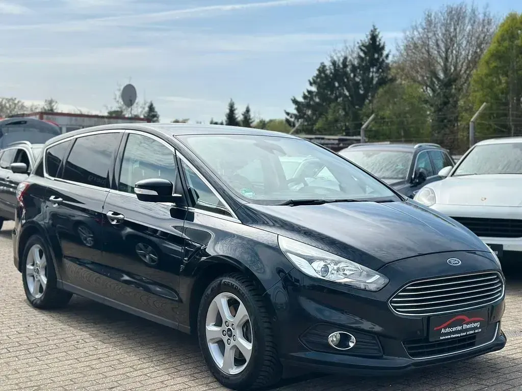 Używany Ford S-MAX Sport 150 KM (110 kW) 2016 Czarny Minivan