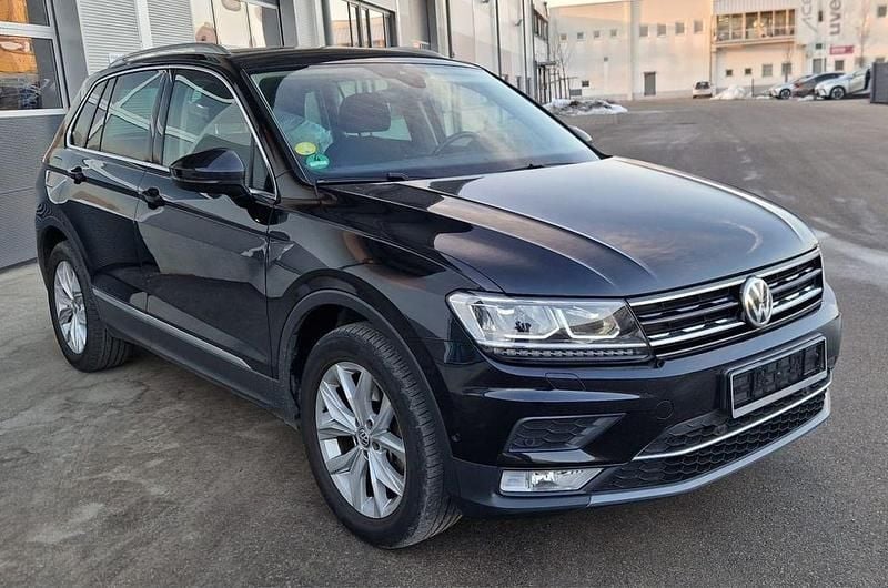 Gebraucht VW Tiguan Highline 190 PS (139 kW) 2016 Schwarz SUV