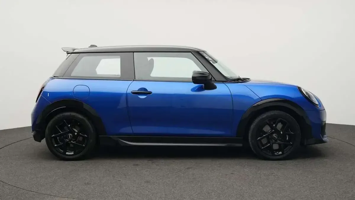 Gebraucht Mini John Cooper Works 156 PS (114 kW) 2025 Blau Kleinwagen