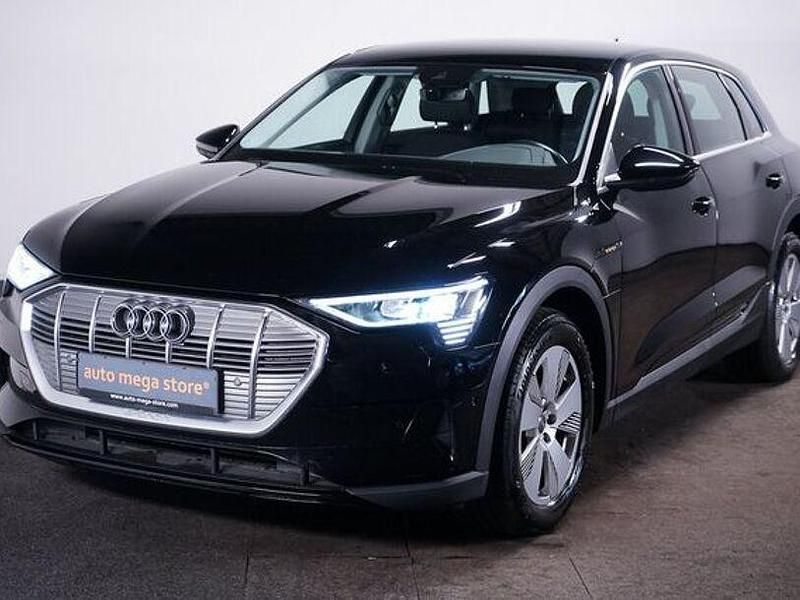 Schwarz Gebraucht 2021 Audi e-tron Sport SUV | 28.499 € - Bild 1/4