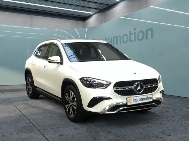 Weiß Gebraucht 2024 Mercedes GLA200 Progressive SUV | 42.860 € (Fairer Preis) - Bild 1/2