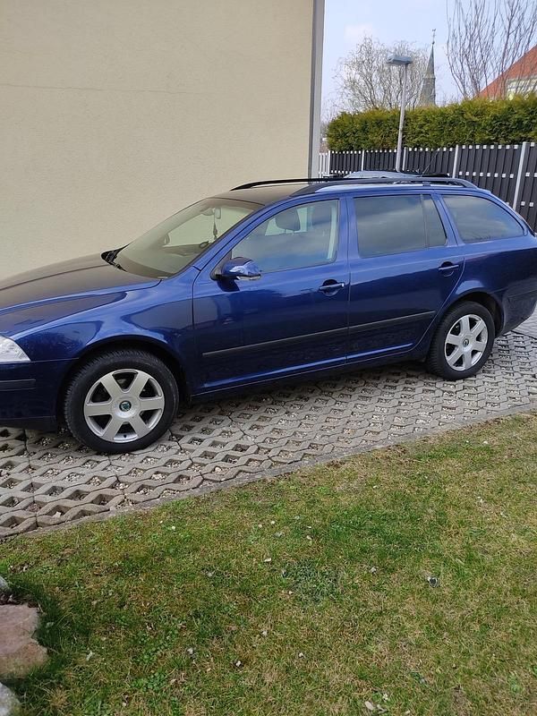 Gebraucht Skoda Octavia 150 PS (110 kW) 2006 Blau Kombi