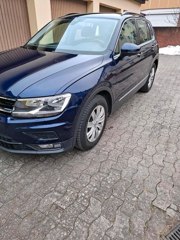 Gebraucht VW Tiguan 150 PS (110 kW) 2020 Blau SUV