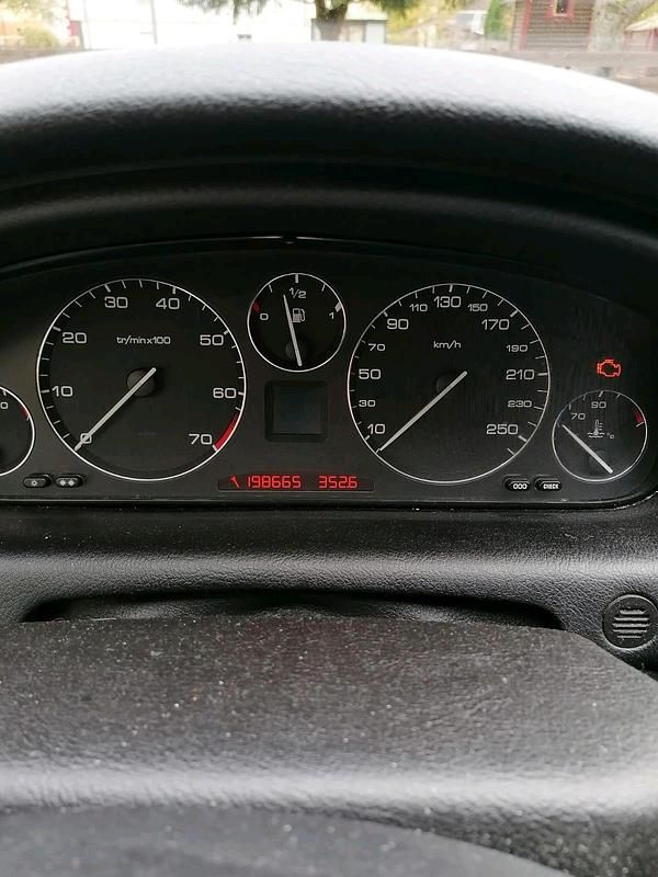 Gebraucht Peugeot 607 154 PS (113 kW) 2003 Silber Limousine