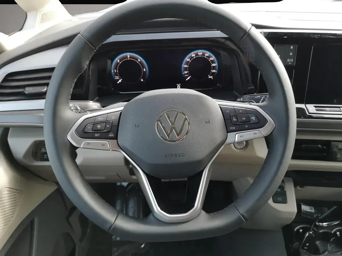 Neu VW California Beach 150 PS (110 kW) 2026 Manufacturer Van