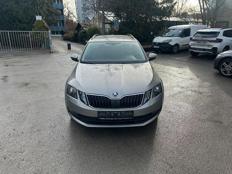 Gebraucht Skoda Octavia Style 150 PS (110 kW) 2017 Silber Kombi