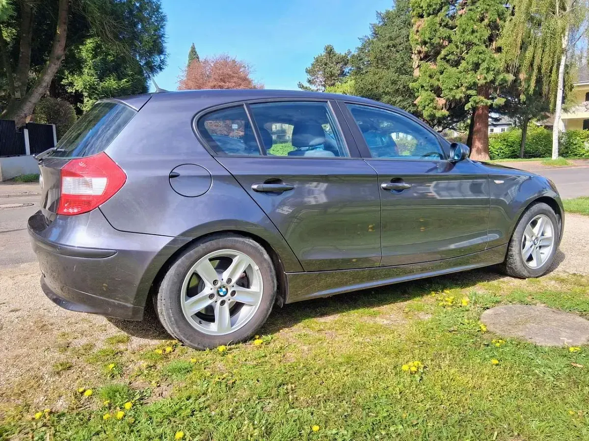 Second-hand BMW 120 150 CP (110 kW) 2005 Sparkling graphite Hatchback