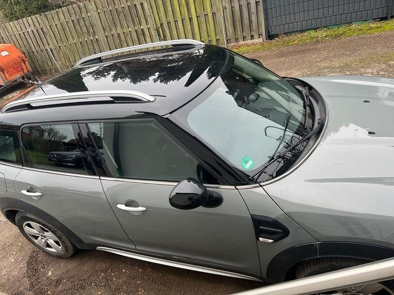 Grau Gebraucht 2017 Mini Cooper D Kleinwagen | 10.200 € (Fairer Preis) - Bild 1/4