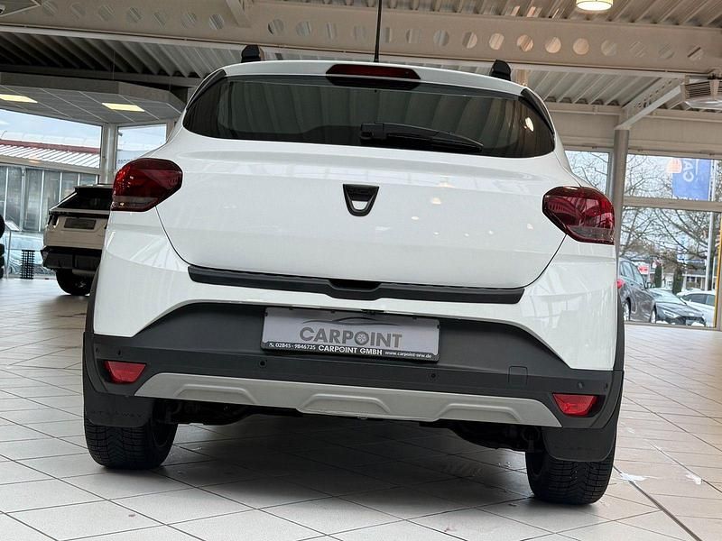 Gebraucht Dacia Sandero Comfort 91 PS (66 kW) 2021 Weiß Kleinwagen