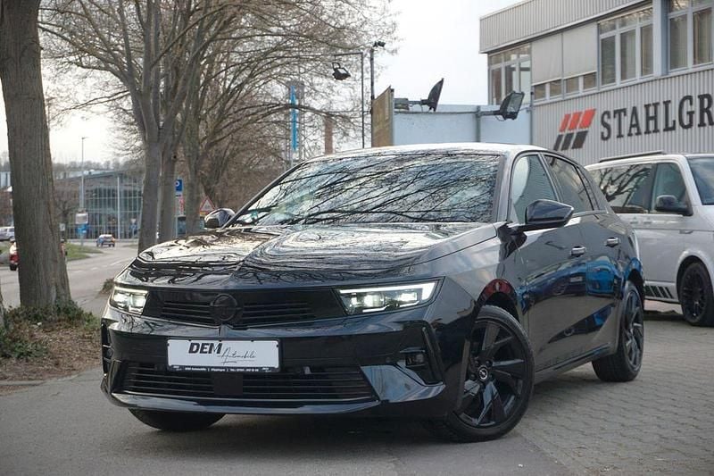 Gebraucht Opel Astra 131 PS (96 kW) 2024 Schwarz Limousine
