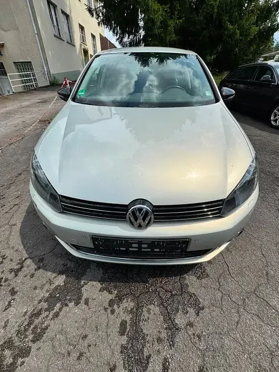 Gebraucht VW Golf VI Trendline 105 PS (77 kW) 2011 Silber Kleinwagen