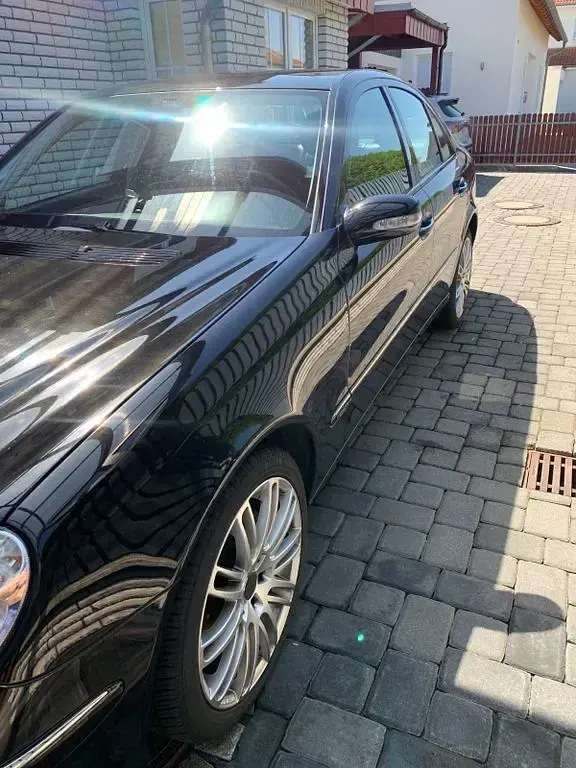 Gebraucht Mercedes E280 231 PS (169 kW) 2006 Schwarz Limousine