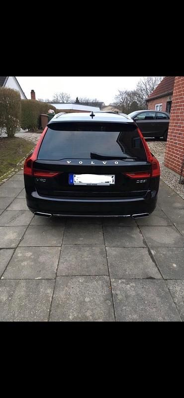 Gebraucht Volvo V90 Inscription 235 PS (172 kW) 2016 Schwarz Kombi