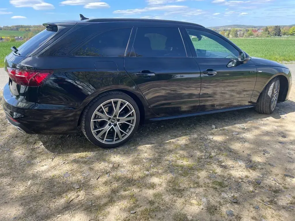 Gebraucht Audi A4 S-Line 204 PS (150 kW) 2021 Schwarz Kombi