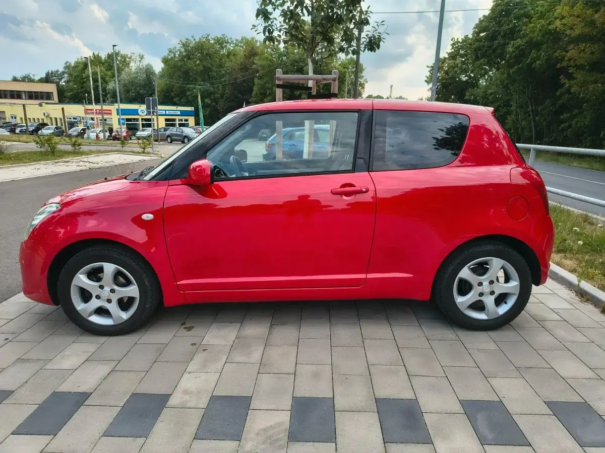 Gebraucht Suzuki Swift 92 PS (67 kW) 2007 Rot Kleinwagen