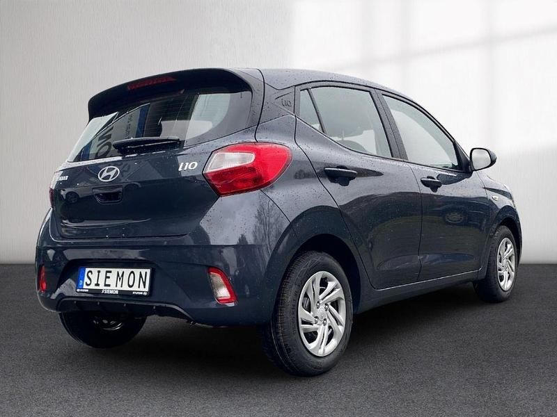 Gebraucht Hyundai i10 Select 67 PS (49 kW) 2024 Schwarz Kleinwagen