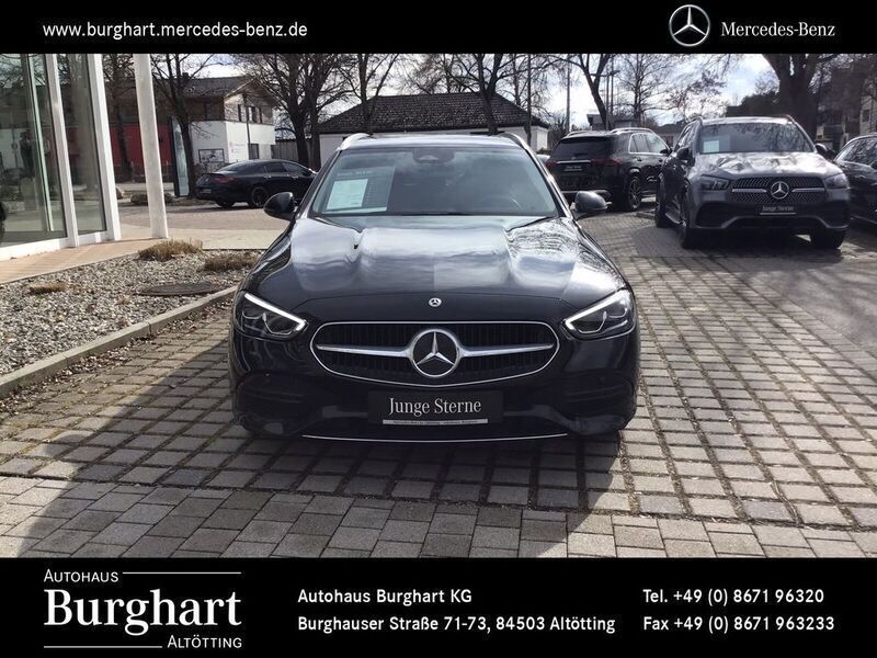 Second-hand Mercedes C180 Advanced Plus 170 CP (125 kW) 2023 Negru Break