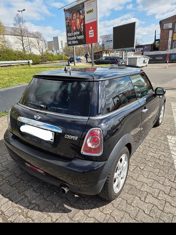 Gebraucht Mini Cooper 122 PS (89 kW) 2011 Schwarz Kleinwagen