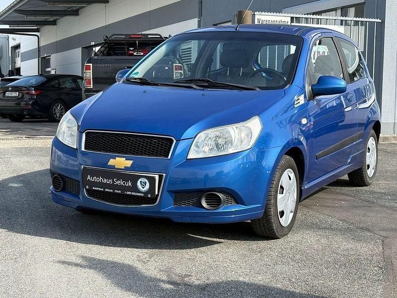 Gebraucht Chevrolet Aveo SE 101 PS (74 kW) 2009 Blau Kleinwagen