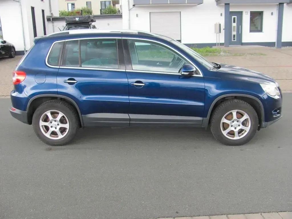 Gebraucht VW Tiguan Sportline 150 PS (110 kW) 2009 Blau SUV