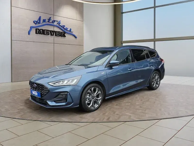 Neu Ford Focus ST-Line X 155 PS (114 kW) 2025 Blau Limousine