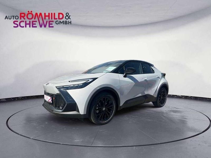 Dynamic grey metallic / dach s Neu 2025 Toyota C-HR Sport SUV | 46.950 € (Teuer) - Bild 1/4