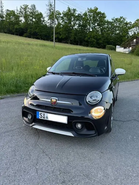 Gebraucht Abarth 595 145 PS (106 kW) 2019 Schwarz Kleinwagen