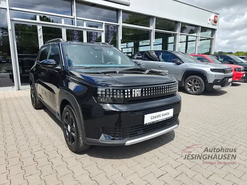 Neu Fiat Grande Panda Icon 150 PS (110 kW) 2026 Schwarz Kleinwagen