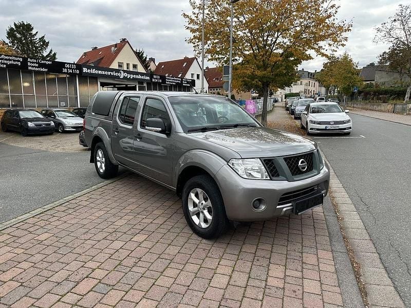 Gebraucht Nissan Navara XE 144 PS (105 kW) 2016 Grau Pickup