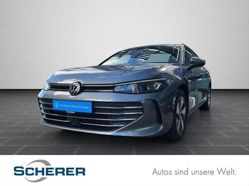 Diabasgraumetallic (metallic) Gebraucht 2024 VW Passat IQ Drive Kombi | 32.490 € (Guter Preis) - Bild 1/4