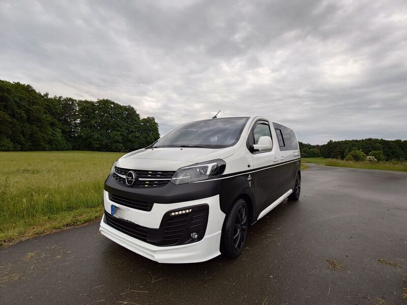 Weiß Gebraucht 2020 Opel Zafira Life Van | 33.500 € (Guter Preis) - Bild 1/4