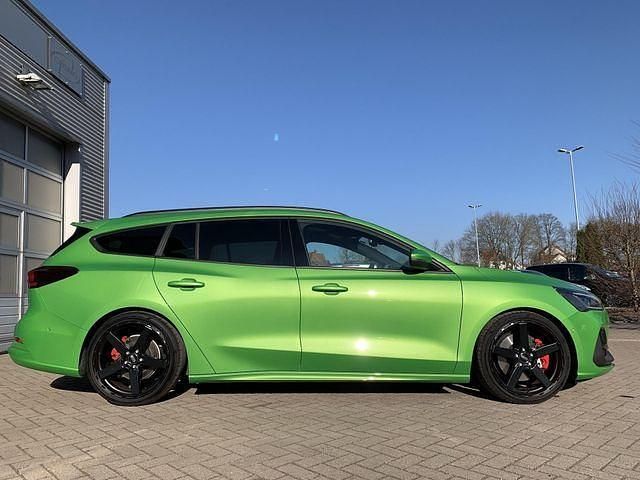 Gebraucht Ford Focus ST 280 PS (205 kW) 2024 Grün Kombi