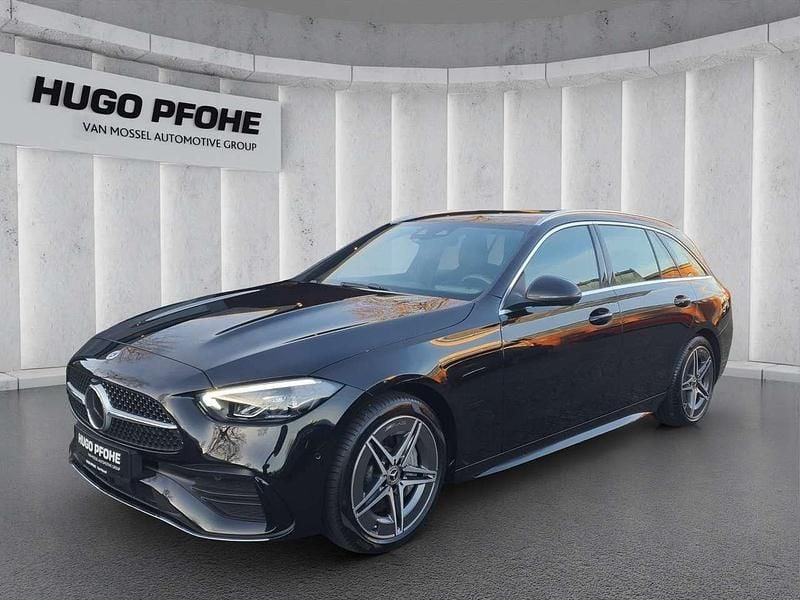 Obisidanschwarz Gebraucht 2025 Mercedes C300 AMG line Kombi | 46.700 € (Fairer Preis) - Bild 1/4