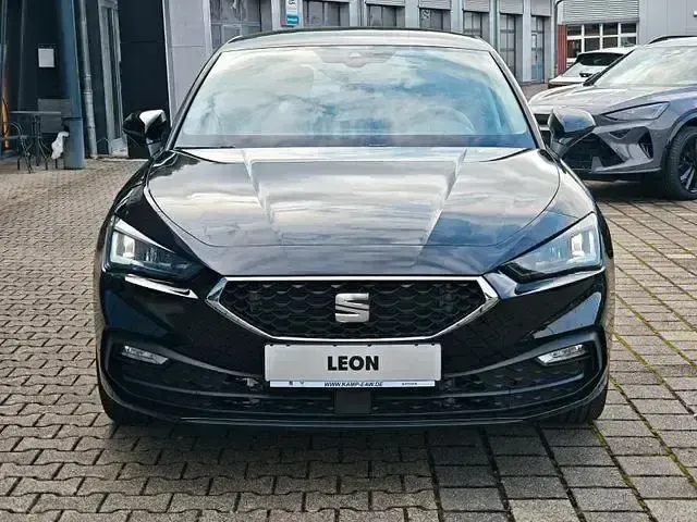 Gebraucht Seat Leon Style 150 PS (110 kW) 2024 Schwarz Limousine