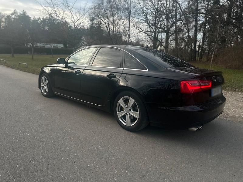 Gebraucht Audi A6 Ambiente 204 PS (150 kW) 2011 Schwarz Limousine