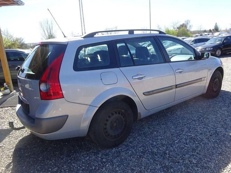 Gebraucht Renault Mégane II Expression 101 PS (74 kW) 2004 Grau Limousine