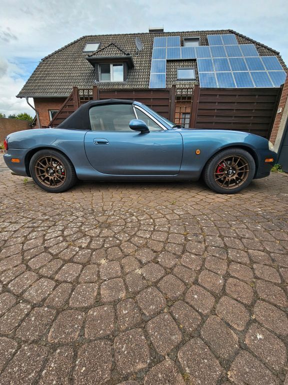 Blau Gebraucht 2004 Mazda MX5 Impuls Cabrio | 5.200 € (Superpreis) - Bild 1/4