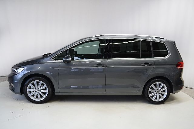 Gebraucht VW Touran Highline 150 PS (110 kW) 2016 Grau metallic Van / Kleinbus